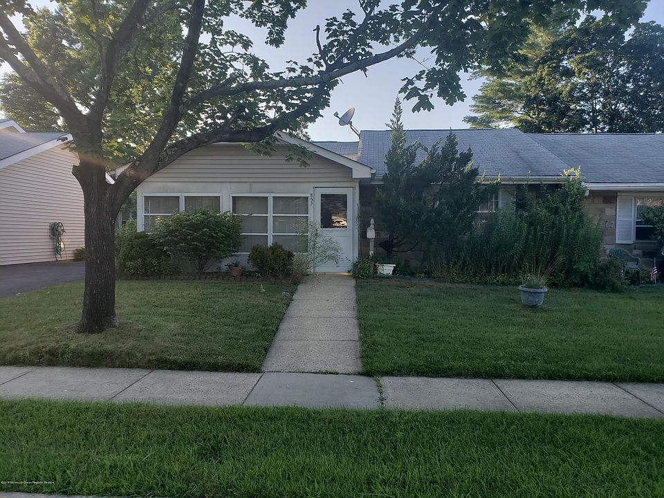 1st image of 85A Gladiola Ct