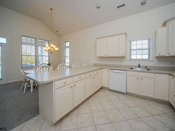 3rd image of 119 Ocean Ave Floor 2