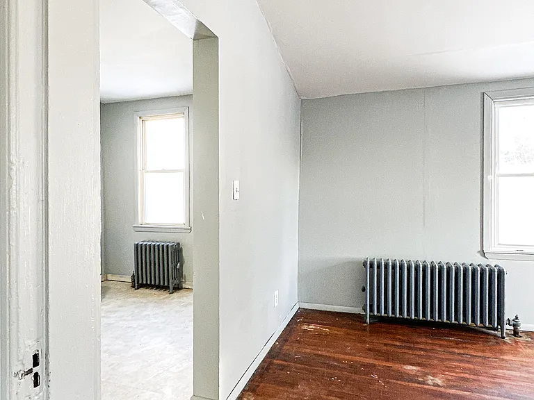 545 Broadway #5 — Photo 11