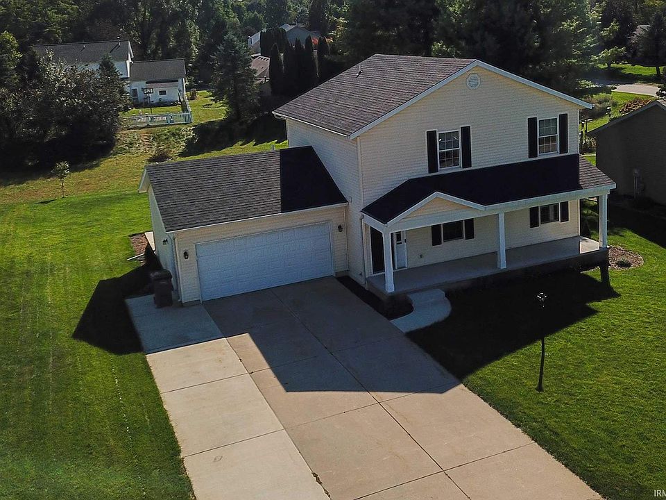 1st image of 23036 Oakleaf Dr S