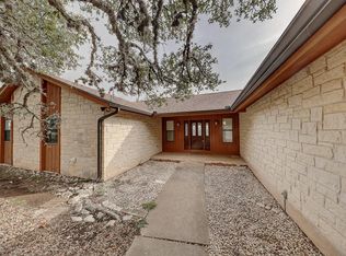 172 NW Hills Dr, Kerrville, TX 78028
