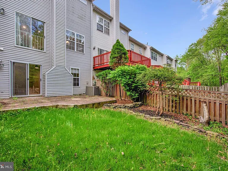 8335 Wades Way — Photo 39