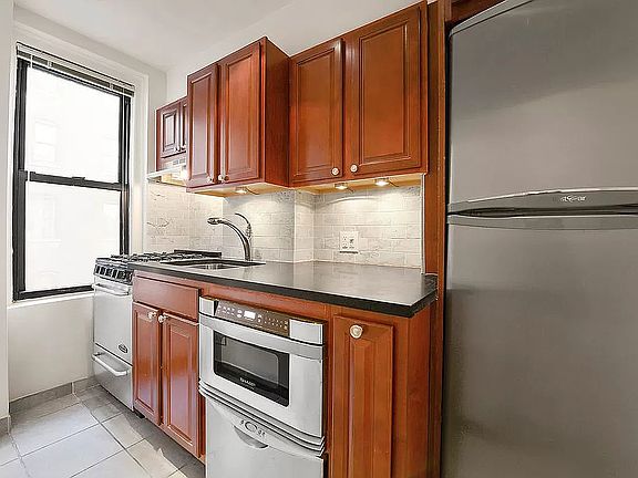 3rd image of 235 W End Ave APT 2C