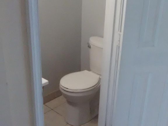 05 Half Bath