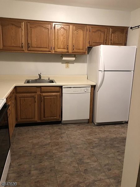 1st image of 798 EVES DR 2C