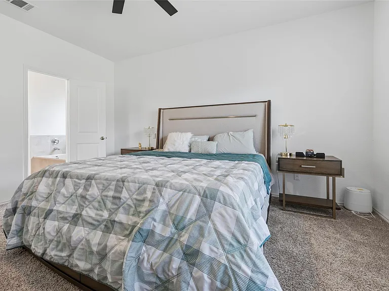 100 Wind Flower Ln — Photo 17