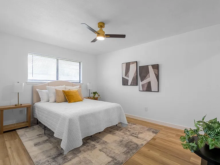 306 Bardfield Ave #306 — Photo 18