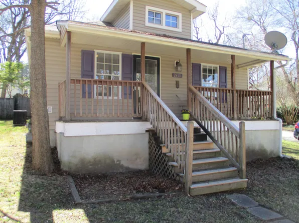 2415 Bedford Ave, Raleigh, NC 27607