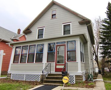 1504 Charles Ave, Saint Paul, MN, 55104