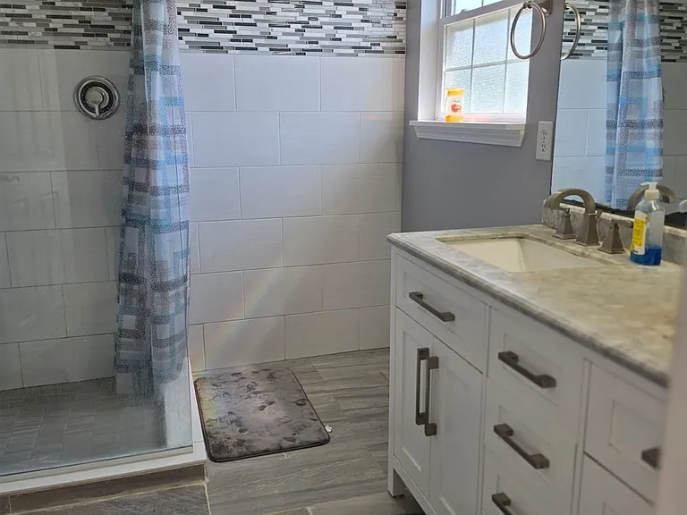 7569 Shasta Dr — Photo 5