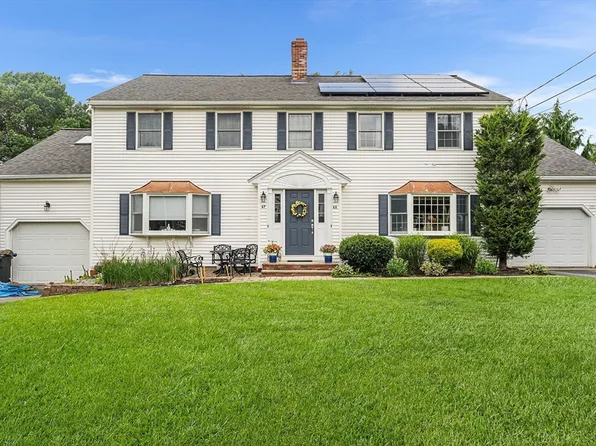 65 Cotuit St, North Andover, MA 01845