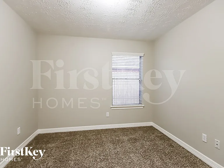 15114 Diamond Way — Photo 11