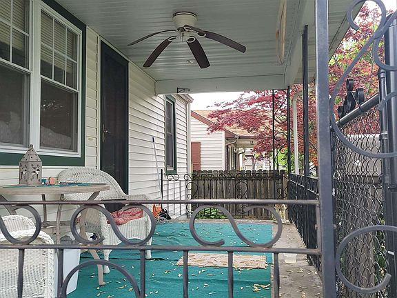 5th image of 1129 N Indiana Ave