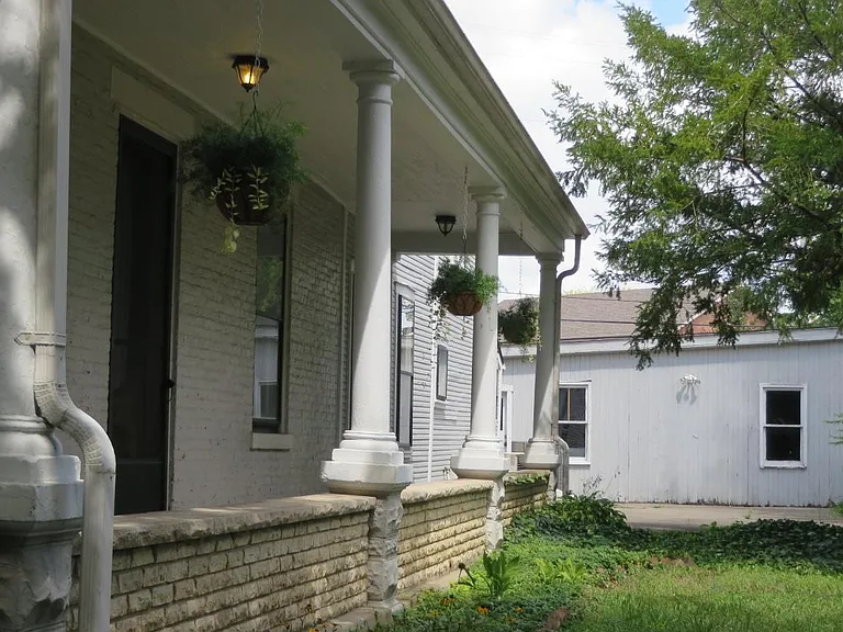 35 Green St #1 — Photo 17