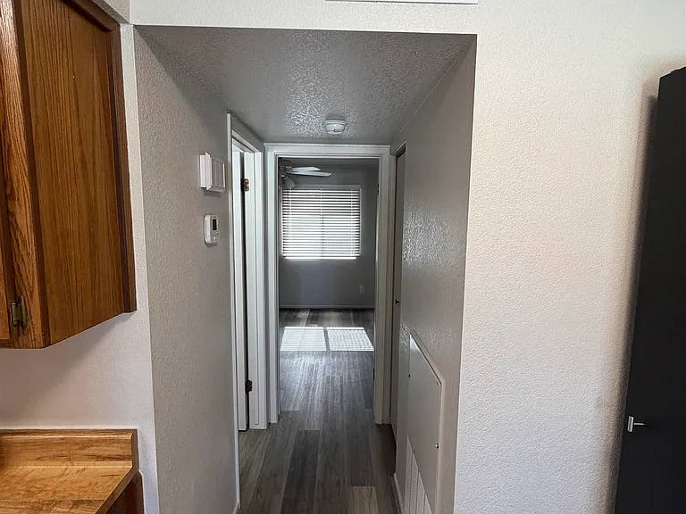 1138 S Pagent Ave — Photo 5