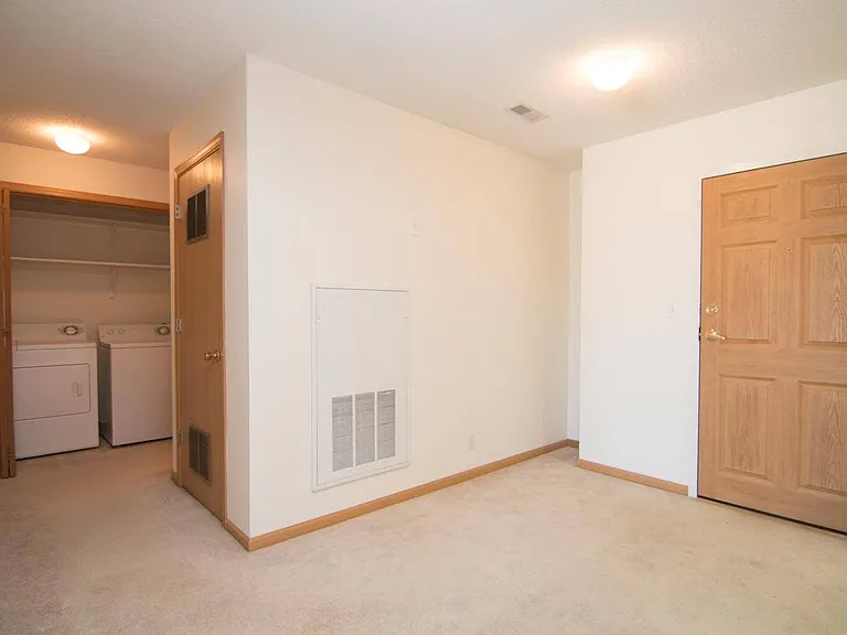 Northbrook Apartments — Photo 94