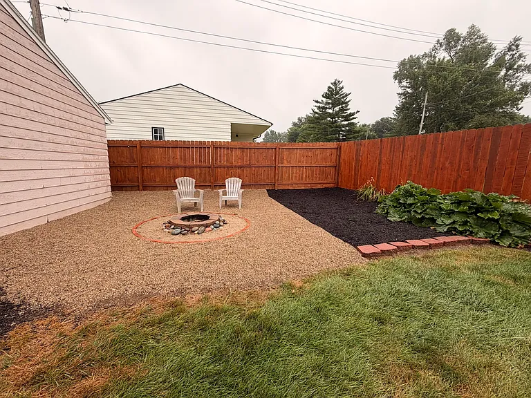 1216 Robin Dr — Photo 39