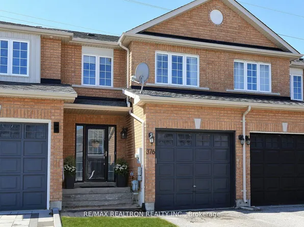 376 Rannie Rd, Newmarket, ON L3X 2N3