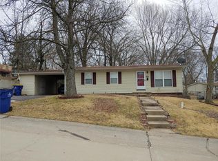 702 Locust St, Festus, MO 63028