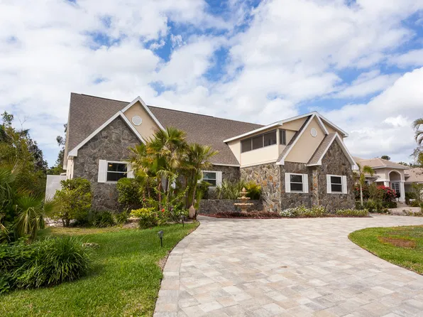 16200 Forest Oaks Dr, Fort Myers, FL 33908