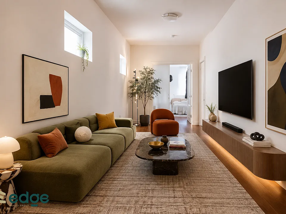 1397 Greene Ave #2R