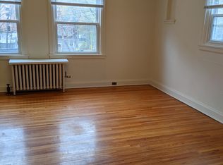 1019 S Farwell St #206, Eau Claire, WI 54701
