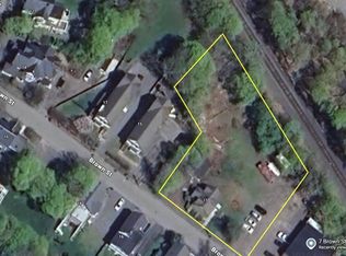 13 Brown St, Ipswich, MA 01938