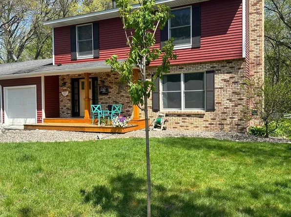 26215 Freeport Ave, Wyoming, MN 55092