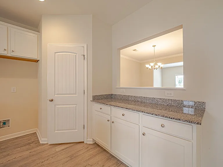 1545 Sawtooth Dr — Photo 19