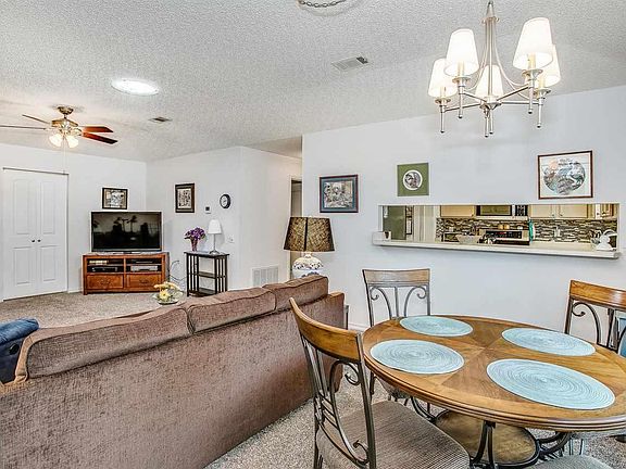 5th image of 1425 Newcastle Way