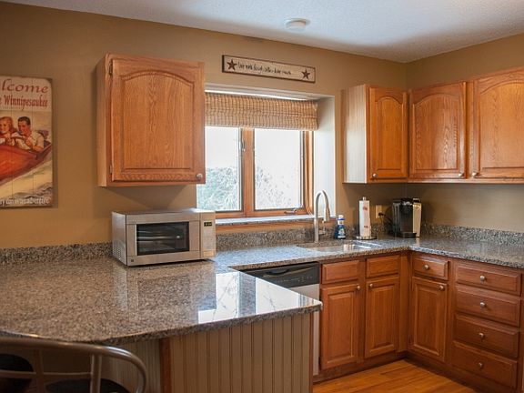 4th image of 55 Eagle Dr