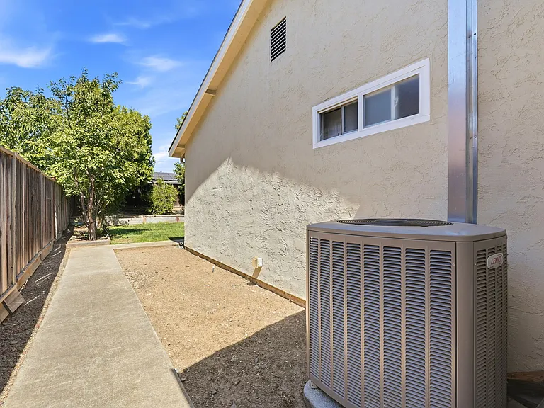 522 Lanning Ct — Photo 21