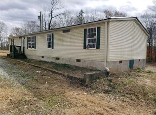 520 Lee Smith Rd, Lexington, NC 27292