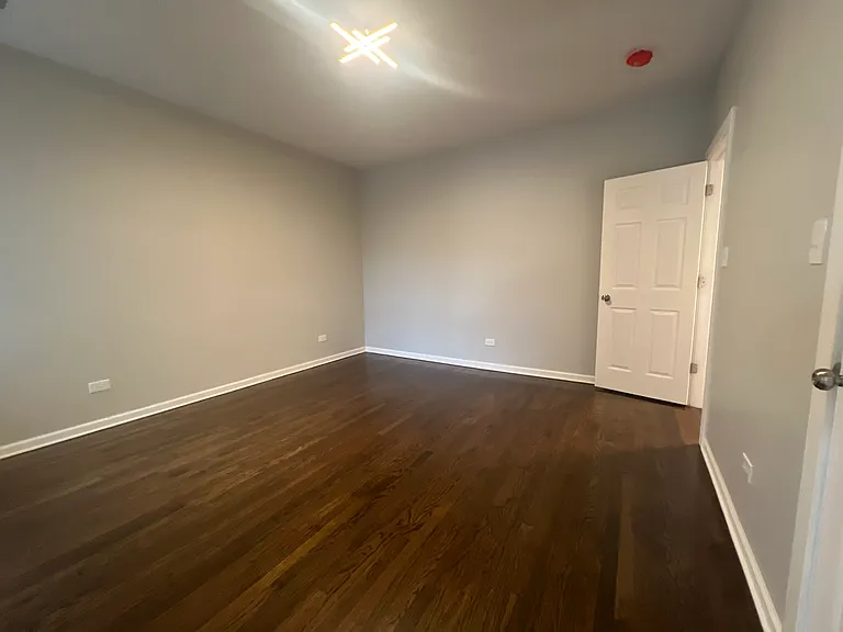 7144 S Yates Blvd #2N — Photo 5