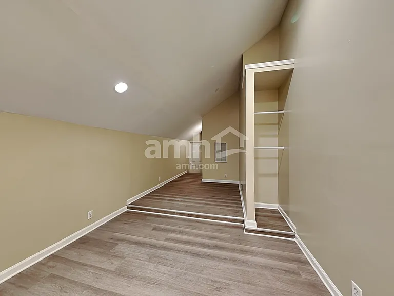 1612 E Blairmont Dr — Photo 22