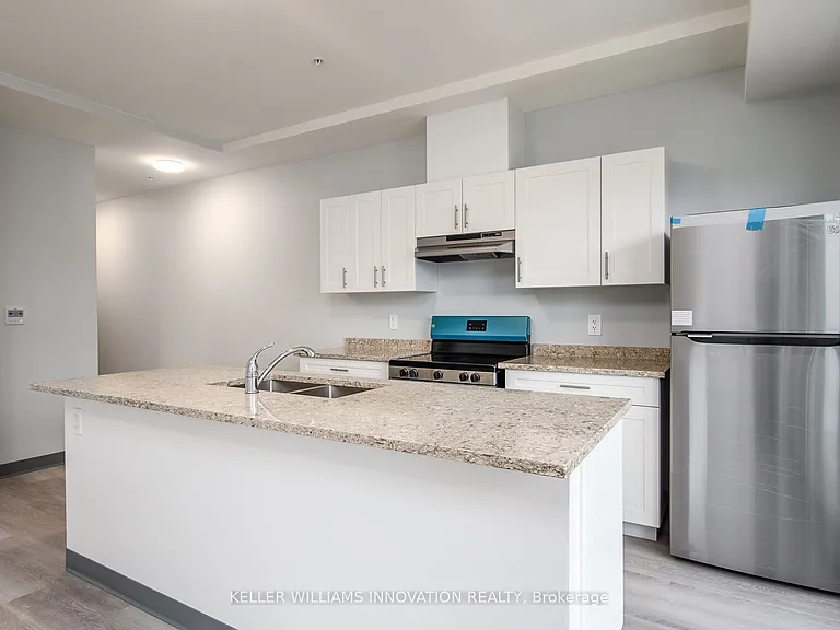 10 Queen St #202 — Photo 11