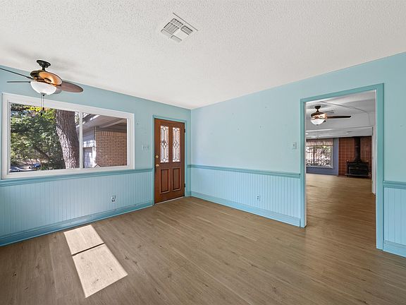 2nd image of 4419 Shady Glen Dr