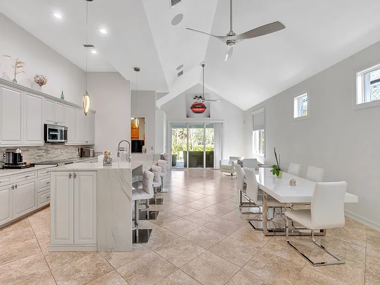3005 Coco Ave — Photo 11