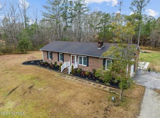 1233 J T Heath Rd, Williamston, NC 27892