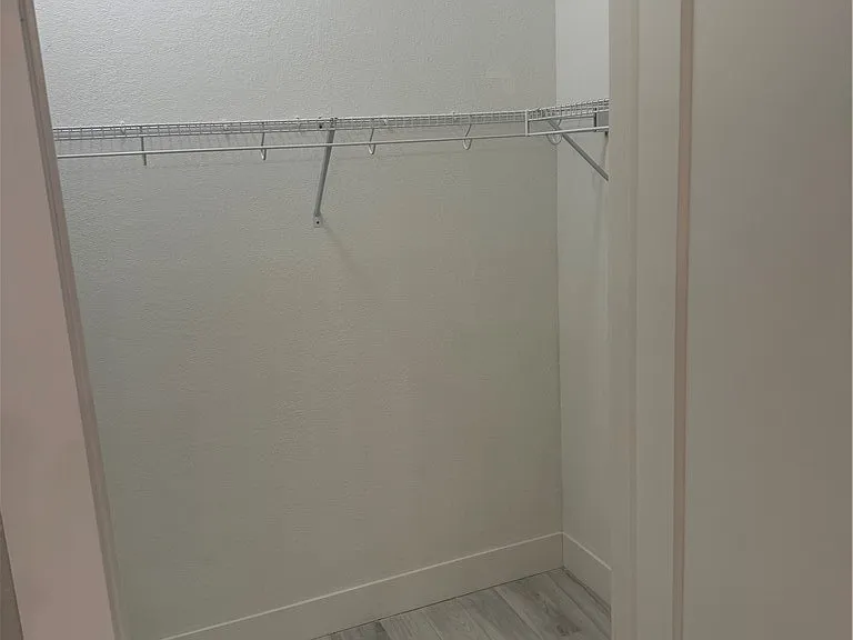 5442 Granada Blvd — Photo 10