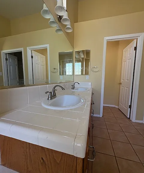 804 Quintana Dr — Photo 45