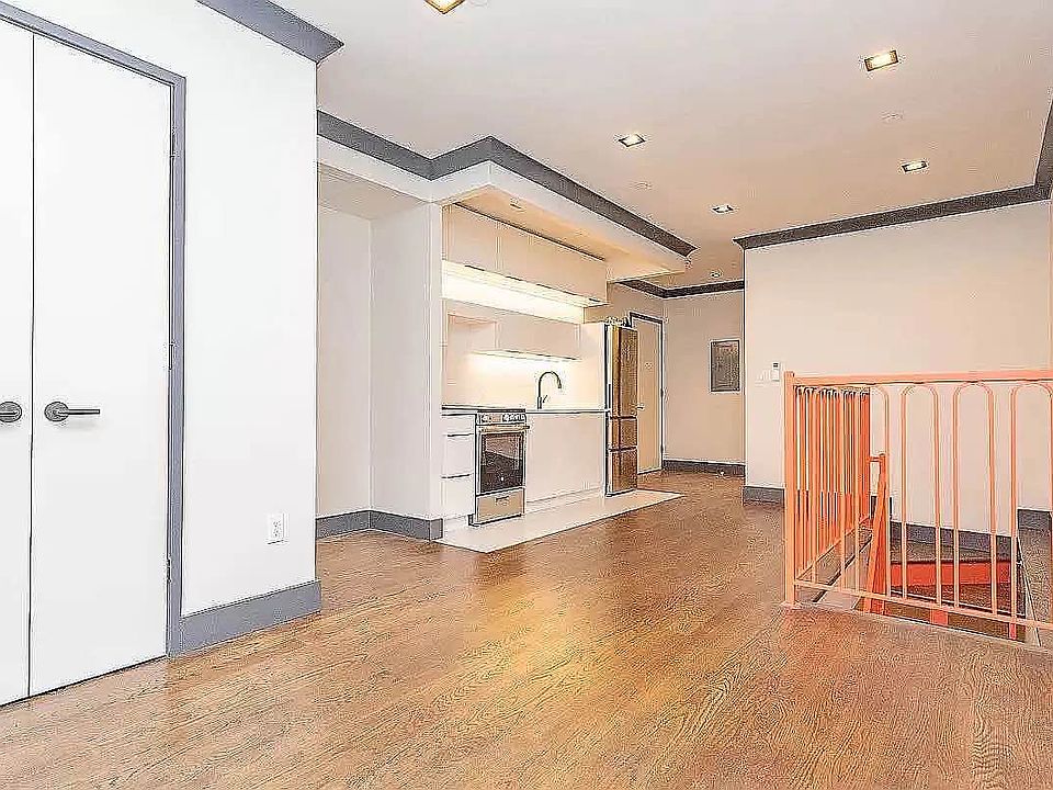 1st image of 1078 Bergen St #1A