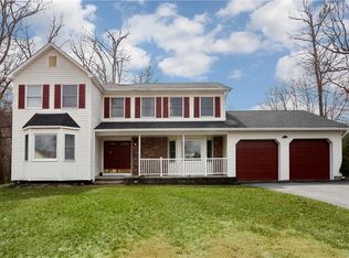 16 Denoyelle Cir, Garnerville, NY 10923