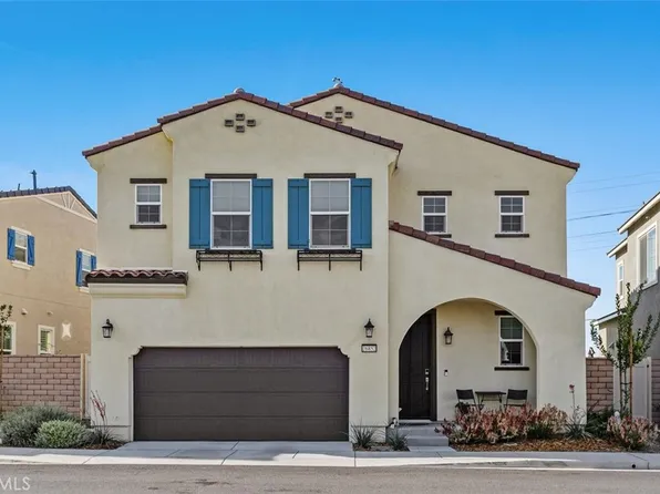 26852 Red Dr, Sun City, CA 92585