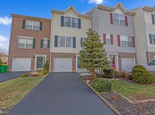 31 Highland Cir, Newark, DE 19713