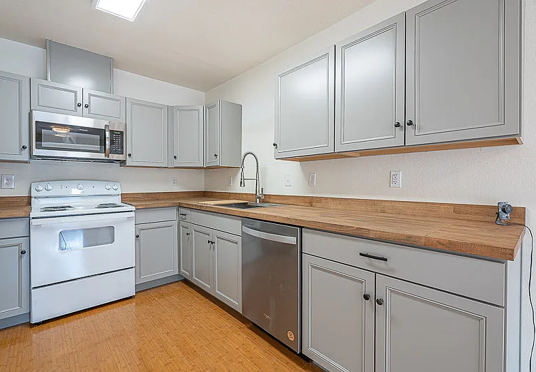 1537 Salem Ave SE #A — Photo 11