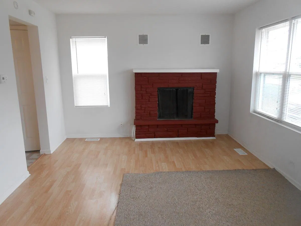 4 bed, 1800 sqft, $3,450 — Photo 4