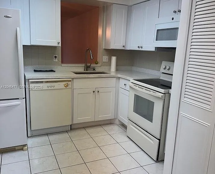7591 NW 1st St #403 — Photo 8