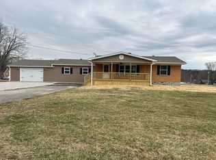 166 Hatton Creek Rd, Stanton, KY 40380