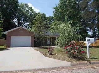 111 Pawnee Dr, Enterprise, AL 36330